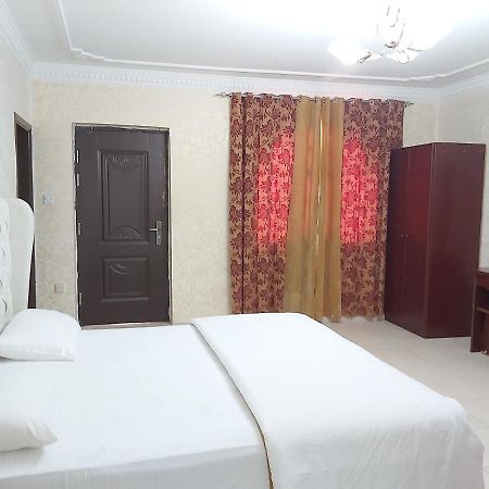 Gulf Hotel Apartment الخليج للشقق الفندقية Маскат Екстер'єр фото