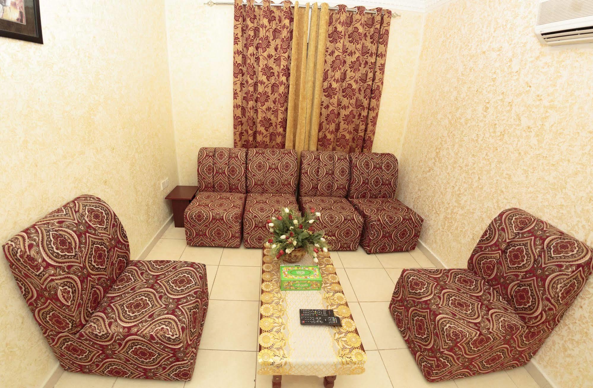 Gulf Hotel Apartment الخليج للشقق الفندقية Маскат Екстер'єр фото