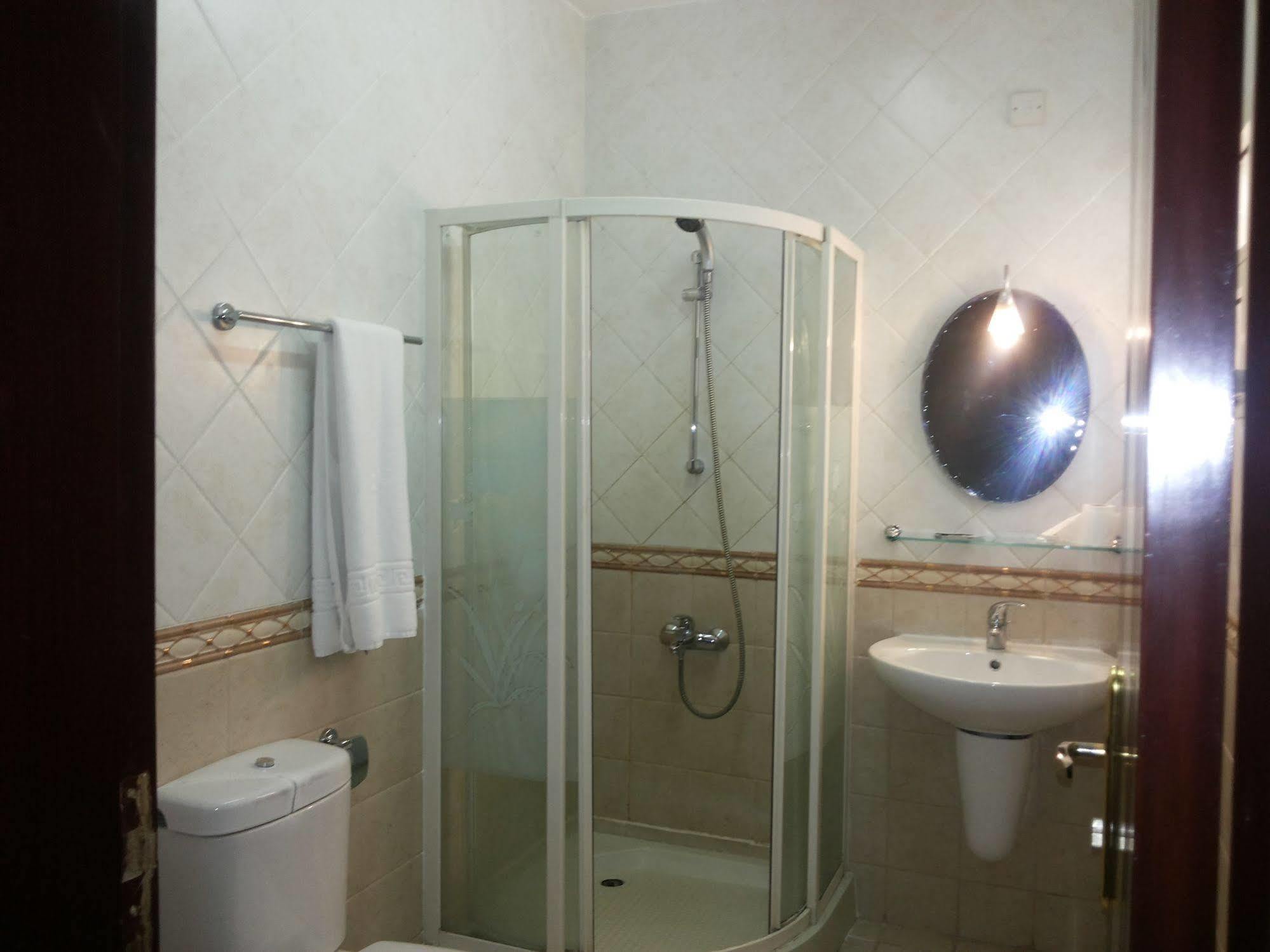 Gulf Hotel Apartment الخليج للشقق الفندقية Маскат Екстер'єр фото