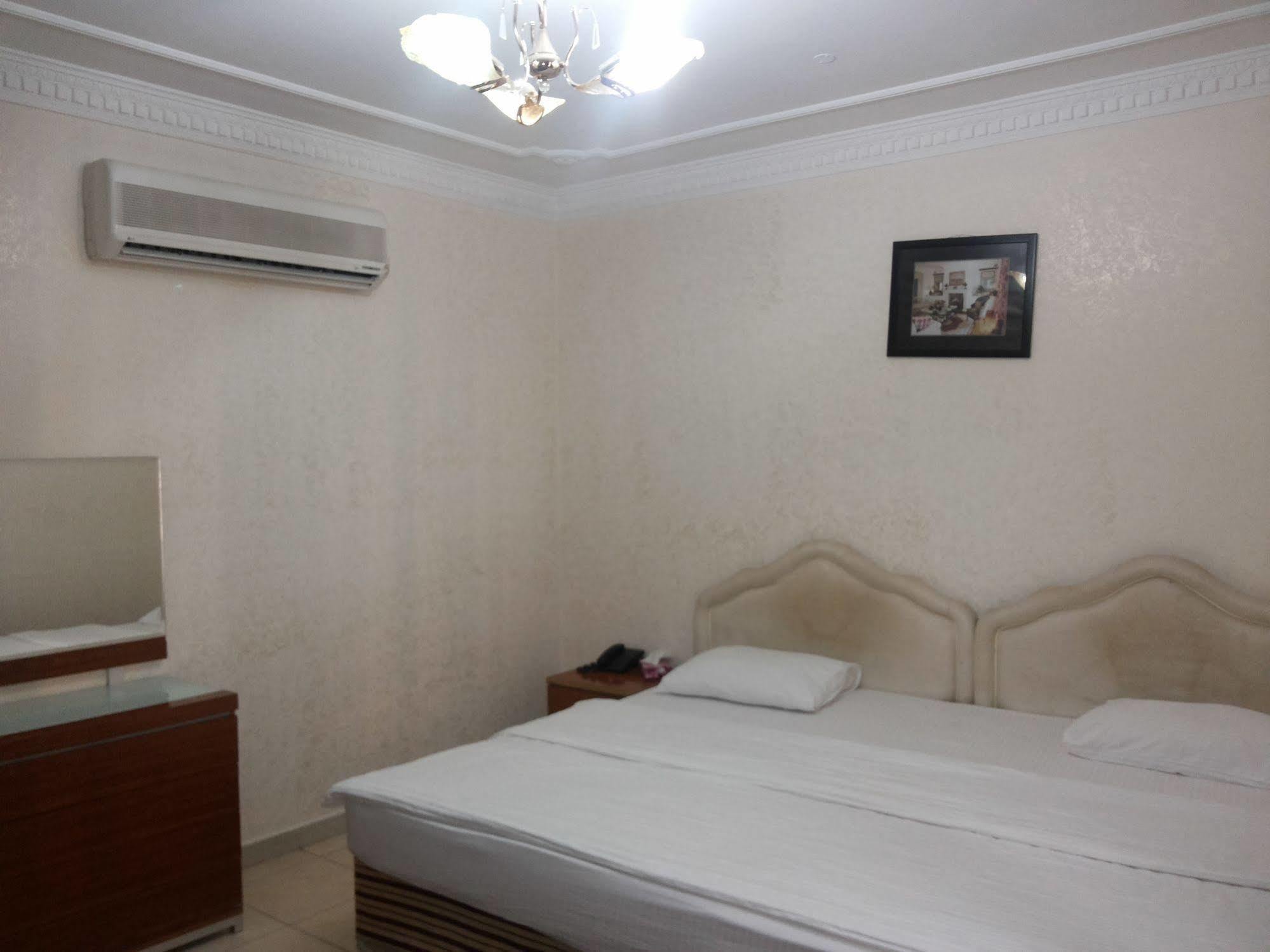 Gulf Hotel Apartment الخليج للشقق الفندقية Маскат Екстер'єр фото